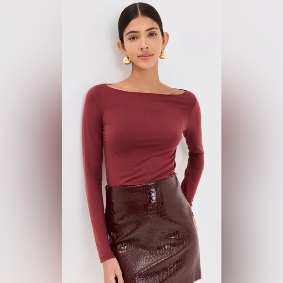 Reformation Tops - NWT reformation Wiley top in Chianti - size XS